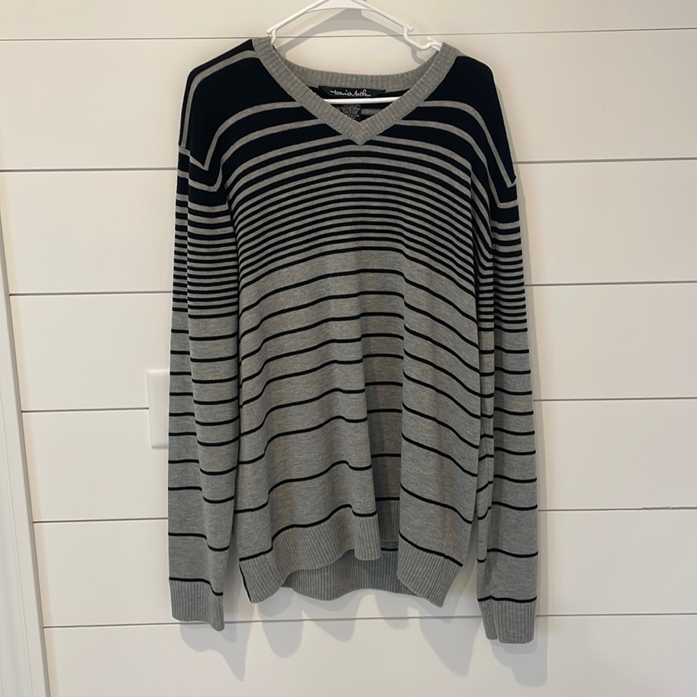 Travis Matthews Sweater-XL